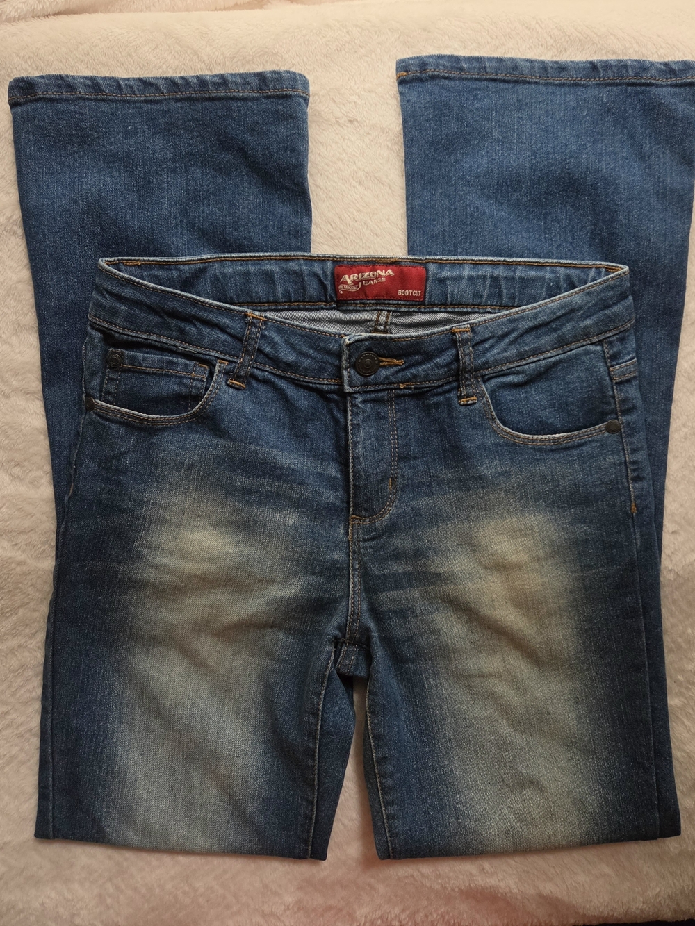 Arizona Jean Co. Girls' Bootcut Sandwashed Blue Jeans 5 Pockets Size 14 NWOT